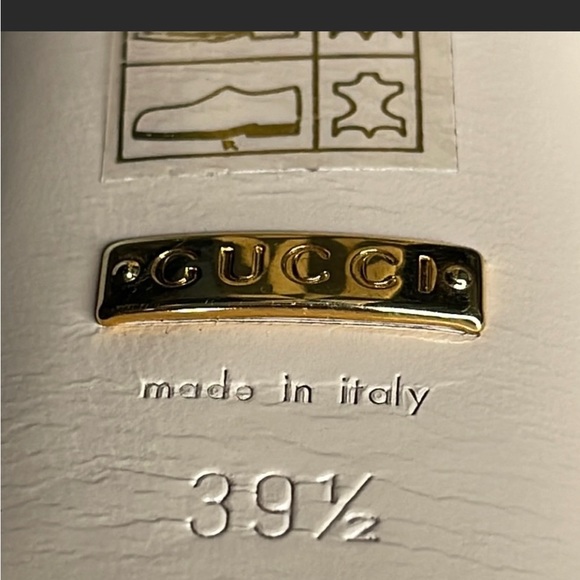 Brand new never worn . Authentic , but cannot fit 🤦🏾♀️ - Picture 5 of 7